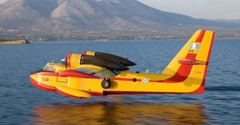 Καστοριά: Αποφυγή δραστηριοτήτων στη λίμνη – Υδροληψίες από πυροσβεστικά αεροσκάφη