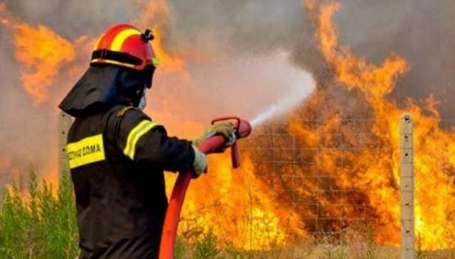 Πολύ υψηλός κίνδυνος πυρκαγιάς για αύριο Κυριακή σε 5 Περιφέρειες
