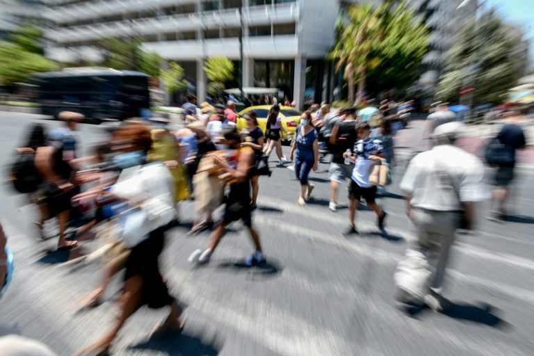 Μίνι «ασφαλιστικό»: Οι οχτώ αλλαγές που επηρεάζουν τους ασφαλισμένους