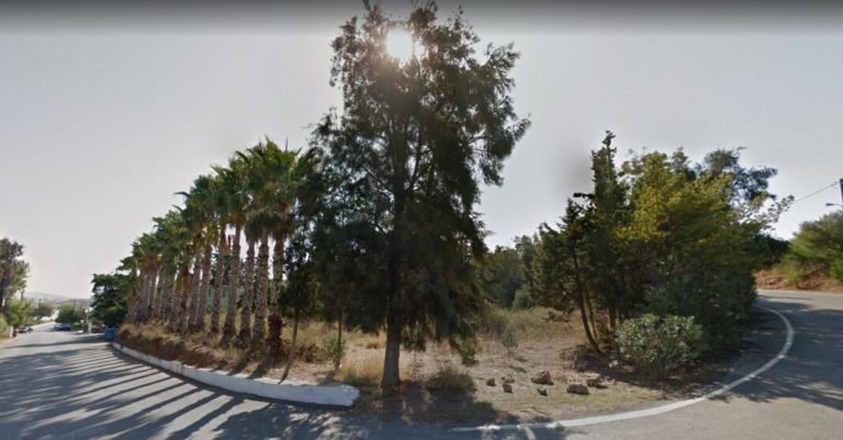 Νέος ελεύθερος χώρος στάθμευσης ανάμεσα σε Χρυσή Ακτή – Άγιους Απόστολους