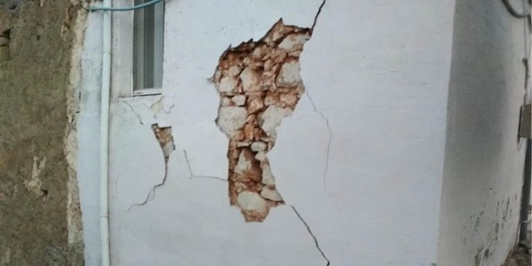 Πολλά τα κτίσματα στο δήμο Μινώα με ζημιές από τους σεισμούς – Μέχρι τις 10 Αυγούστου οι αναφορές από τους πληγέντες