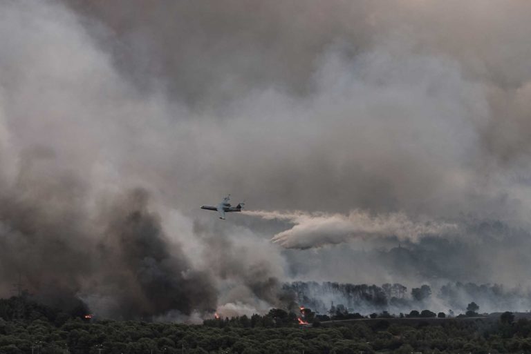 Βαρυμπόμπη: Οι συνθήκες που οδήγησαν στην εξάπλωση της δασικής πυρκαγιάς – Πρόγνωση καιρού