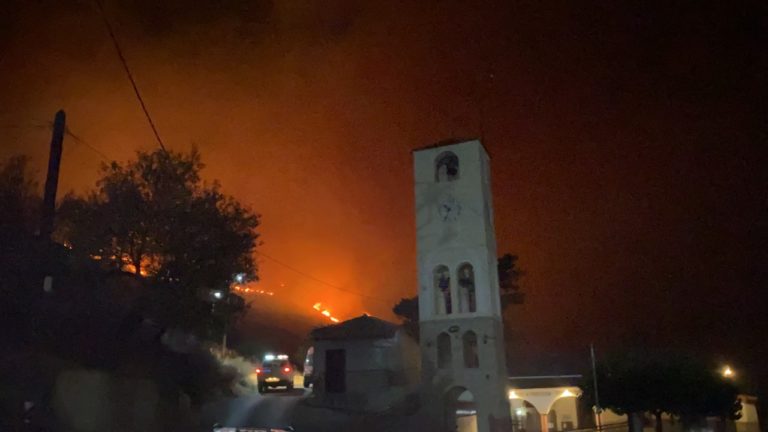 Φωκίδα: Σε εξέλιξη η φωτιά στη Δωρίδα – Εκκένωση οικισμών – Προσαγωγή υπόπτου