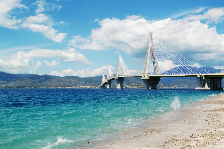 Ο καιρός με την Αναστασία Τυράσκη: Εξασθένηση των βοριάδων και μικρή άνοδος της θερμοκρασίας (video)
