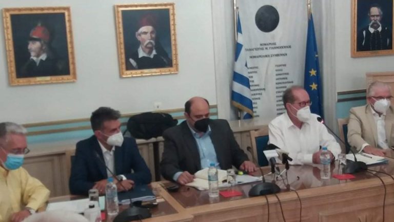 Σε Σπάρτη και Τρίπολη ο Υφυπουργός παρά τω Πρωθυπουργό για την αρωγή στους πυρόπληκτους