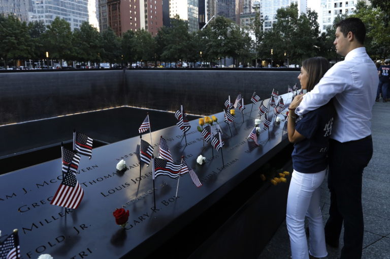 11η Σεπτεμβρίου – 20 Χρόνια Μετά: Ξεκίνησε η τελετή μνήμης στη Νέα Υόρκη (φωτογραφίες)