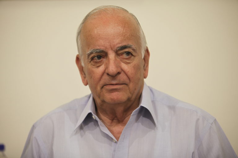 Πέθανε ο Γιάννης Θεωνάς – Ιστορικό στέλεχος της Αριστεράς