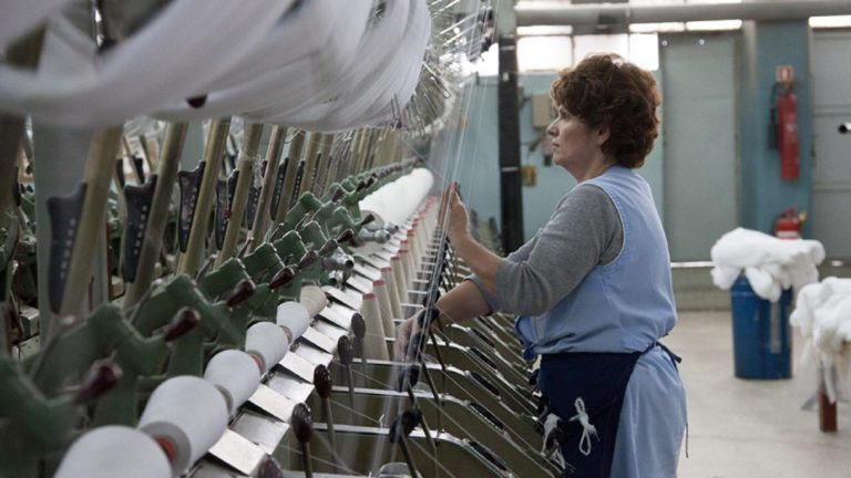 Μείωση ενεργειακού κόστους ζητάει ο Σύνδεσμος Ελλήνων Βιομηχάνων Κλωστοϋφαντουργών