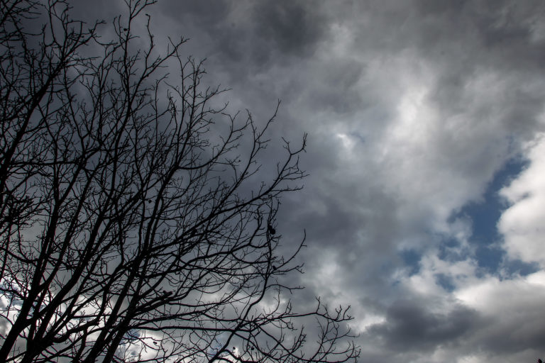 Meteo: Βροχές και καταιγίδες την Πέμπτη στην Αττική