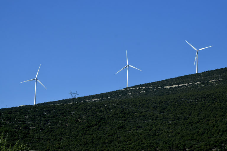 Δήμοι και κάτοικοι της Εύβοιας προσφεύγουν στο Ανώτατο Ακυρωτικό Δικαστήριο για τις ανεμογεννήτριες