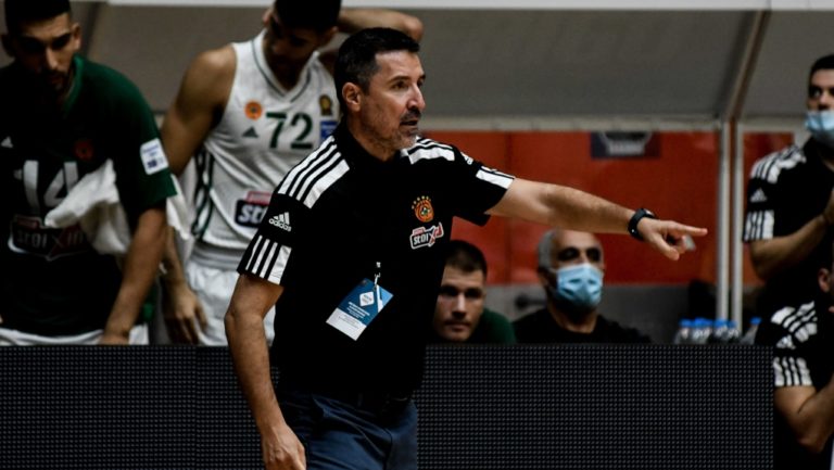Πρίφτης: «Να είμαστε σκληροί πνευματικά στην Ευρωλίγκα»