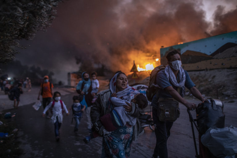 Γιατροί Χωρίς Σύνορα: Έναν χρόνο μετά τις φωτιές στη Μόρια, το μέλλον μοιάζει πιο δυστοπικό από ποτέ