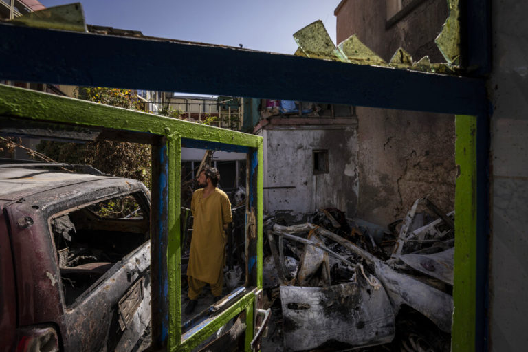 Καμπούλ: «Δεν αρκεί μια συγγνώμη», λένε οι συγγενείς των αμάχων που σκοτώθηκαν από αμερικανικό drone (video)