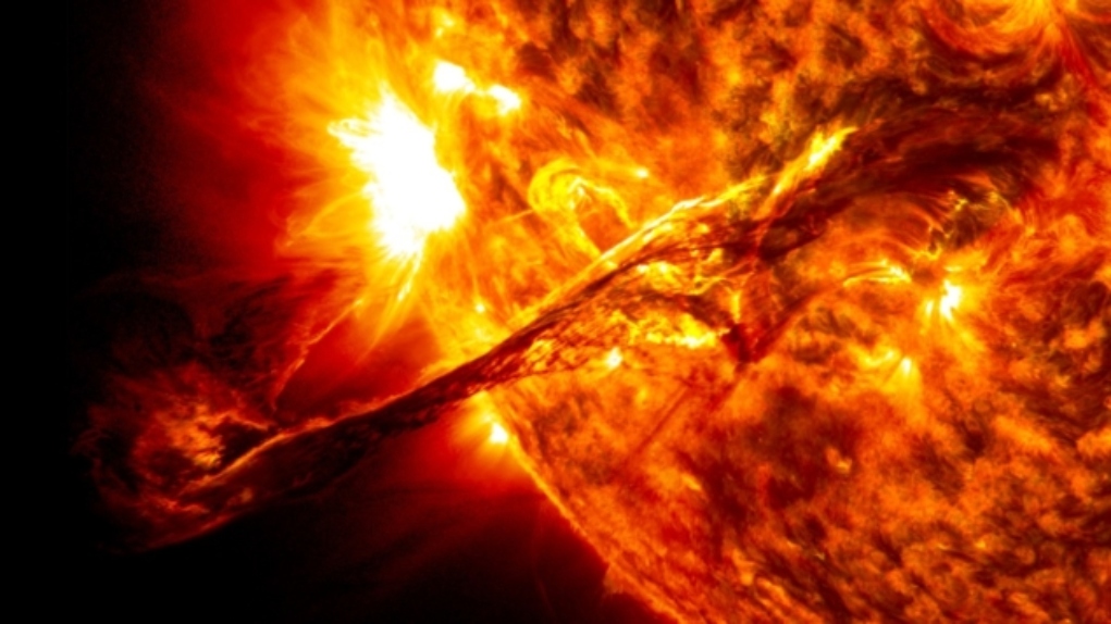 Η επόμενη ηλιακή καταιγίδα μπορεί να φέρει την «αποκάλυψη» στο Διαδίκτυο, προειδοποιεί νέα έρευνα