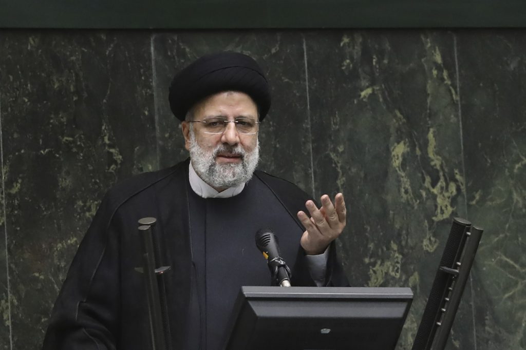 Το Ιράν «έτοιμο για συνομιλίες» για την πυρηνική συμφωνία του 2015, αλλά «όχι υπό την πίεση της Δύσης»