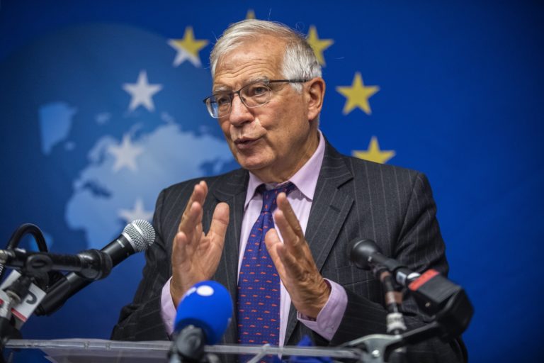 Ε.Ε-Τζ. Μπορέλ: Αλληλεγγύη και υποστήριξη στη Γαλλία έναντι των ΗΠΑ μετά την συνεδρίαση των 27 ΥΠΕΞ στη Ν.Υόρκη