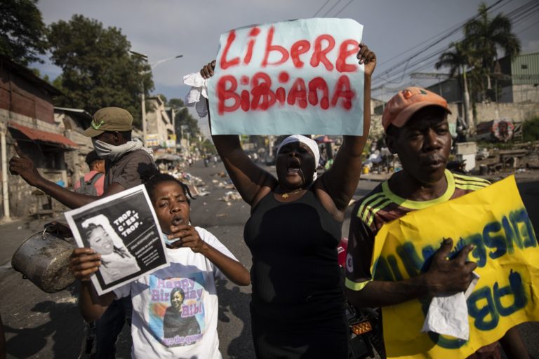Αϊτή: Σοβεί πολιτική και κοινωνική κρίση – Aναβλήθηκαν επ’ αόριστον οι εκλογές
