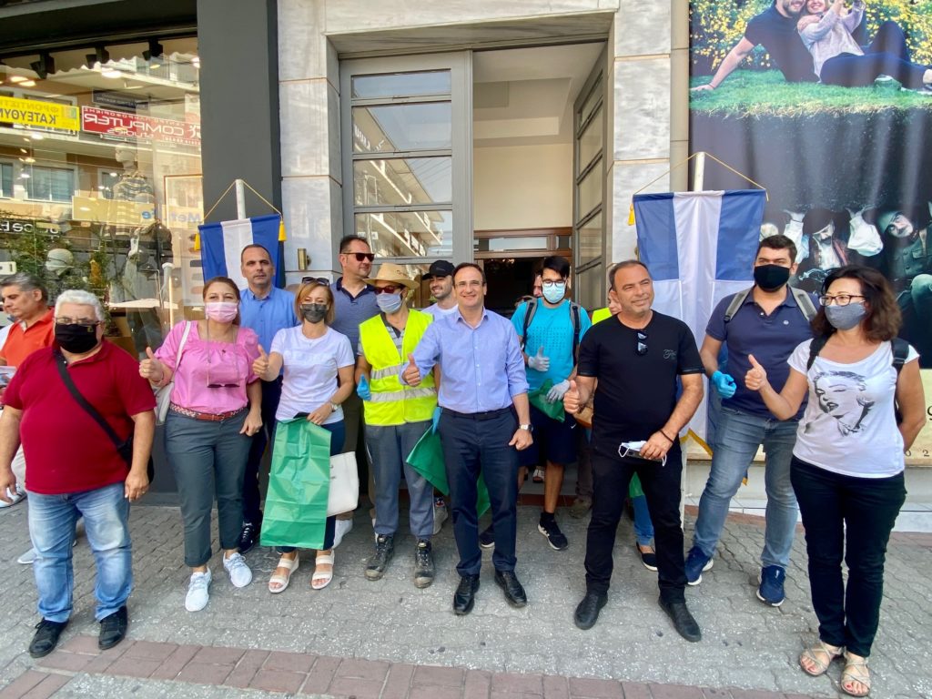 Σέρρες: Εθελοντές καθάρισαν την πόλη στέλνοντας το δικό τους μήνυμα