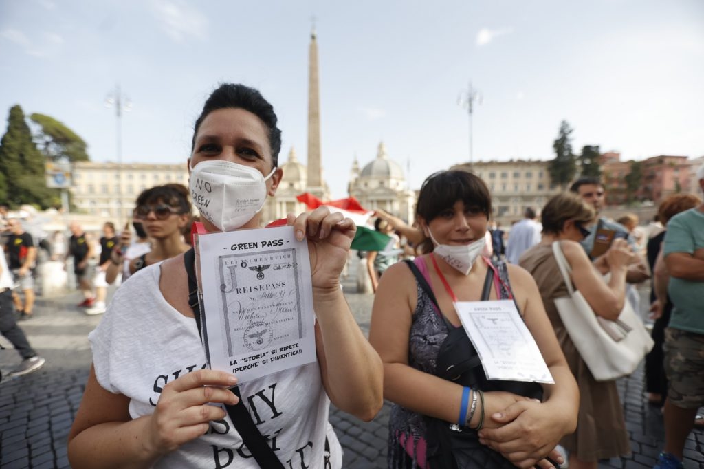 Ιταλία: Πλήρης αποτυχία η κινητοποίηση των “no vax” στους σιδηροδρομικούς σταθμούς – Η Lega ψήφισε υπέρ της κατάργησης του Green Pass