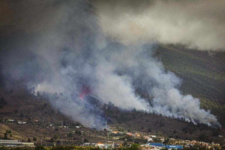 Ευθ. Λέκκας στο Πρώτο: Μεμονωμένο περιστατικό η έκρηξη του ηφαιστείου στην Ισπανία  (audio)