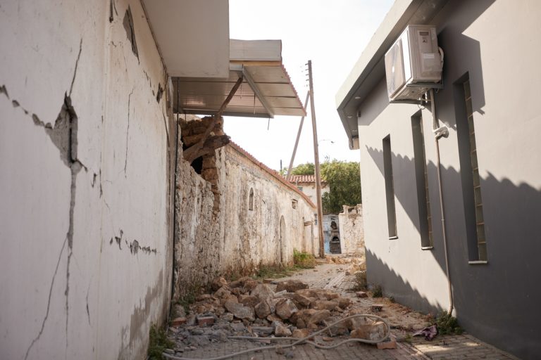 Σεισμός στην Κρήτη: Τι έδειξαν οι πρώτες αυτοψίες από μηχανικούς