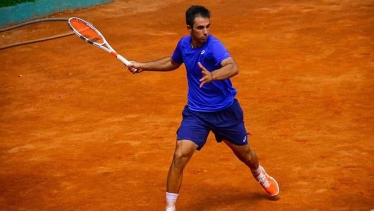 Davis Cup: Ο Σκορίλας την πρώτη ελληνική νίκη