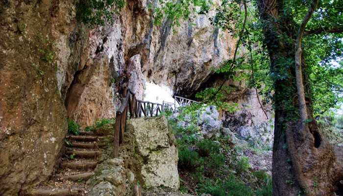 Επιχείρηση Πυροσβεστικής για τραυματία στο φαράγγι Αγίου Αντωνίου στο Ρέθυμνο