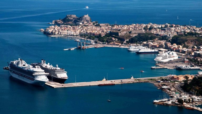 Ρεκόρ αφίξεων κρουαζιερόπλοιων εφέτος στο λιμάνι της Κέρκυρας
