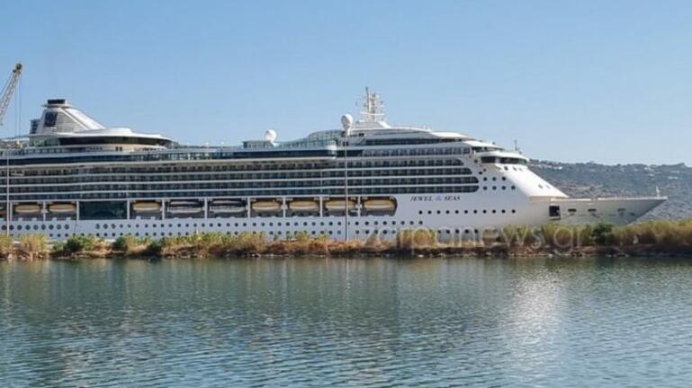 Στο λιμάνι της Σούδας το “Jewel of the Seas”