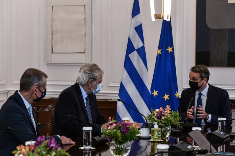 Η πρώτη σύσκεψη στο Μαξίμου με την ηγεσία του Υπ. Κλιματικής Κρίσης και Πολιτικής Προστασίας