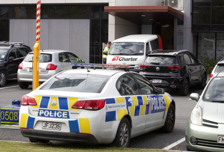 Νέα Ζηλανδία: Αρκετοί τραυματίες από τρομοκρατική επίθεση σε εμπορικό κέντρο – Νεκρός ο δράστης (video)