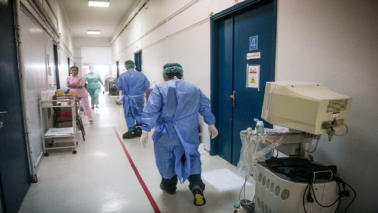 Αχτίδα αισιοδοξίας από τα νοσοκομεία της Κρήτης – Νέα μείωση των νοσηλειών covid