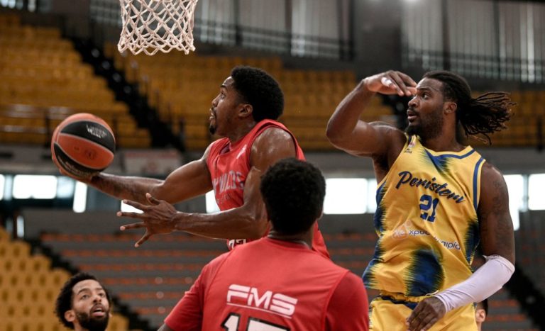 Ο Ολυμπιακός κέρδισε 96-69 το Περιστέρι σε φιλική αναμέτρηση στο ΣΕΦ