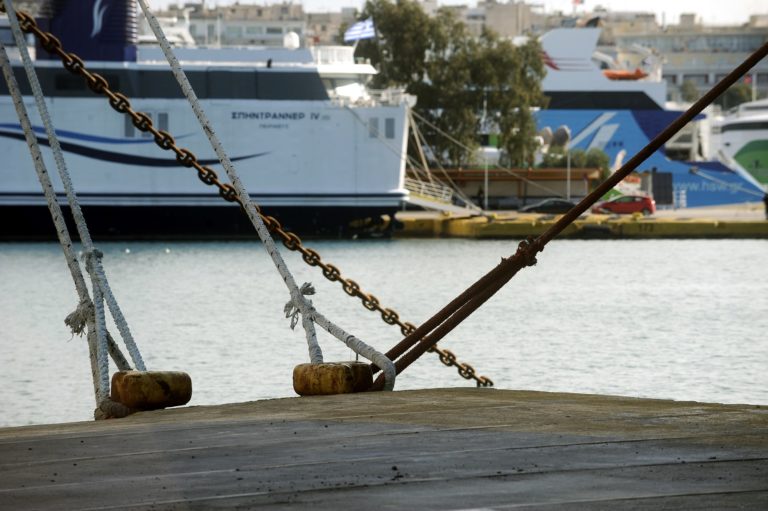 Προβλήματα στις ακτοπλοϊκές συγκοινωνίες λόγω των θυελλωδών ανέμων