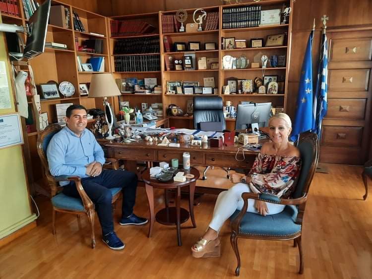 Συνάντηση Κολυνδρίνη – Τζούμα: Συζήτηση για τα υπό εξέλιξη έργα στη Σκιάθο