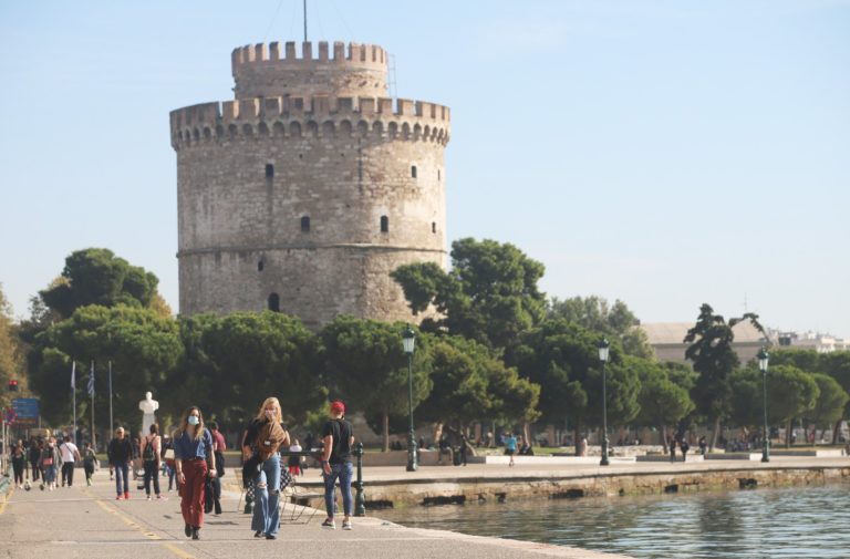 Ανησυχία “στο κόκκινο” για τη Θεσσαλονίκη – Θ. Πλεύρης: Δεν τίθεται θέμα μέτρων