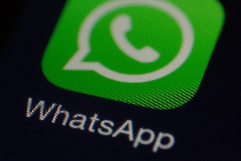 Κομισιόν: Δεσμεύσεις από WhatsApp για συμμόρφωση με τους κανόνες της ΕΕ