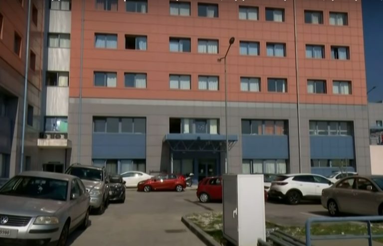 Καβάλα: Οι νοσοκομειακοί γιατροί ζητούν την τιμωρία του συνοδού ασθενούς που επιτέθηκε σε γιατρό και νοσηλεύτρια