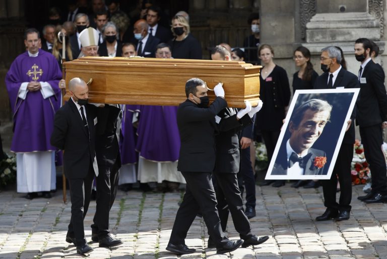 Γαλλία: Τελέστηκε η κηδεία του Ζαν-Πολ Μπελμοντό