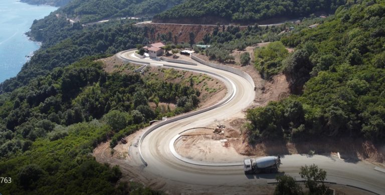 Ρακοπόταμος – Κεραμίδι: Προχωρούν οι εργασίες στον παραλιακό άξονα 