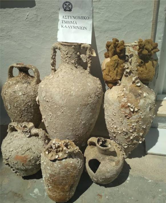 Κάλυμνος: Συνελήφθη ημεδαπός για παράνομη κατοχή αρχαίων αμφορέων και αγγείων