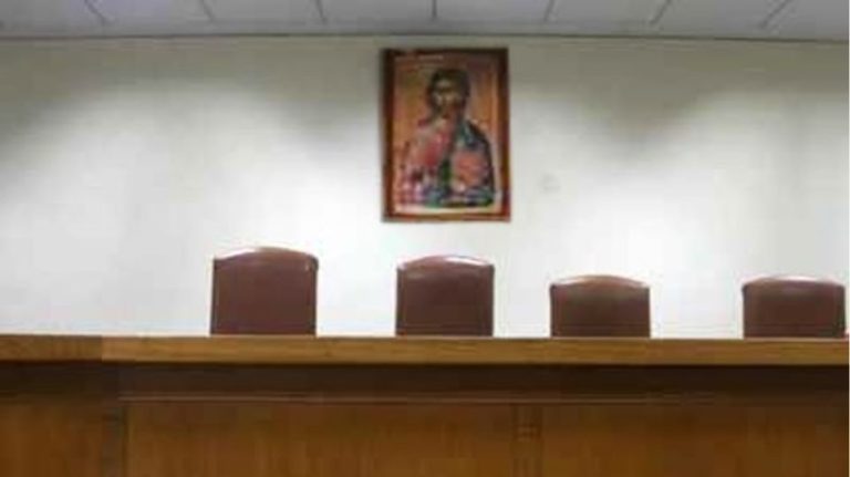 Δικηγορικός Σύλλογος Κέρκυρας: Έκκληση για καθολικό εμβολιασμό και ανοιχτά δικαστήρια