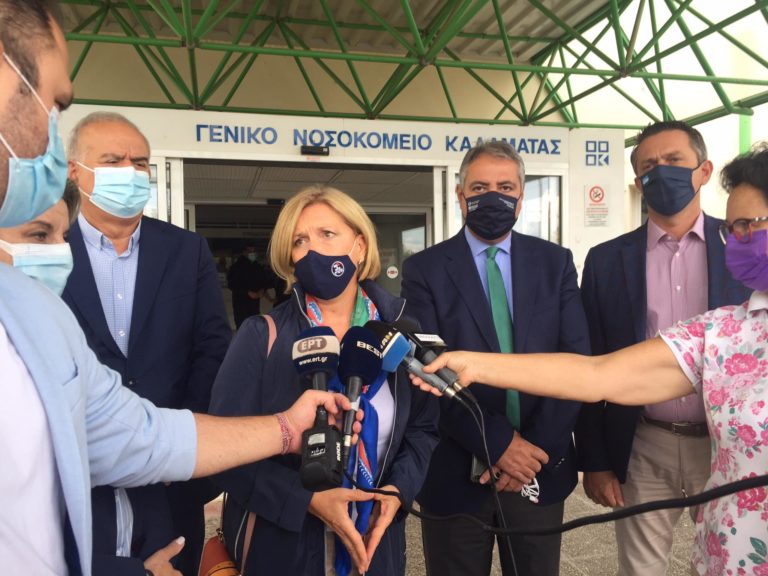 Ικανοποιημένη από την επίσκεψή της στο Νοσοκομείο Καλαμάτας η Μίνα Γκάγκα
