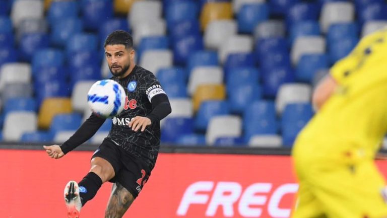 Η Νάπολι επικράτησε άνετα με 3-0 της Μπολόνια και παρέμεινε στην κορυφή της βαθμολογίας (Highlights)