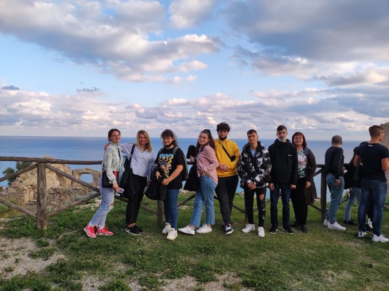 Ροδόπη: Eπίσκεψη αντιπροσωπείας εκπαιδευτικών και μαθητών του ΓΕΛ Ιάσμου στην Ιταλία