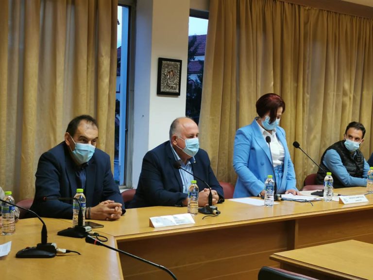 Βελεστίνο: Βραβεύτηκαν οι νικητές του επετειακού πανελλήνιου διαγωνισμού τεχνών