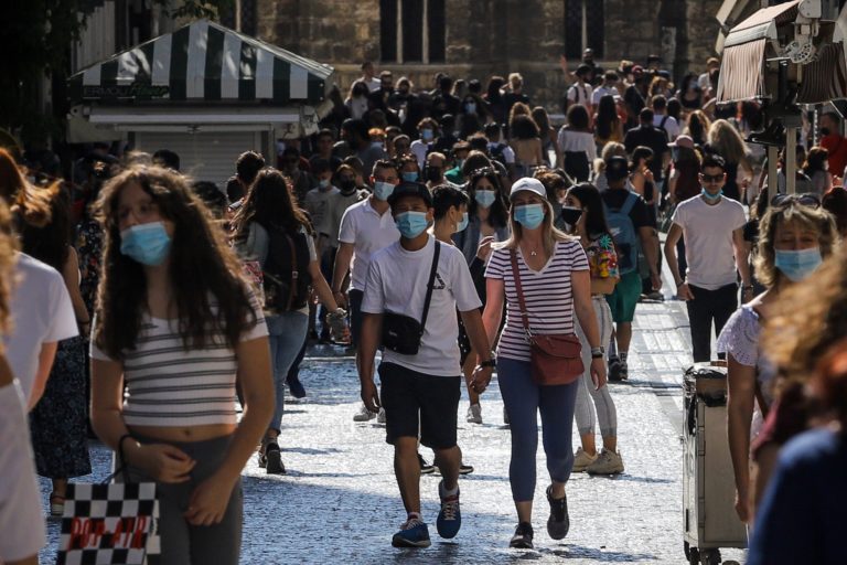 ΕΛΣΤΑΤ: Σε καθοδική τροχιά η ανεργία