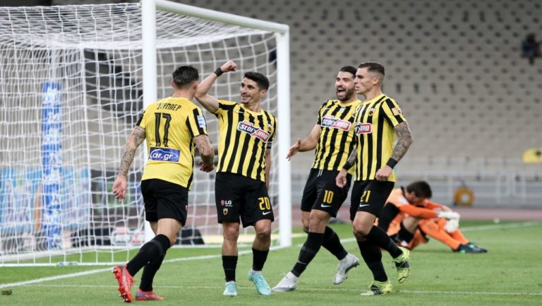 Δια πυρός και σιδήρου η ΑΕΚ 2-1 τον Άρη και συνεχίζει να καταδιώκει τον Ολυμπιακό (highlights)