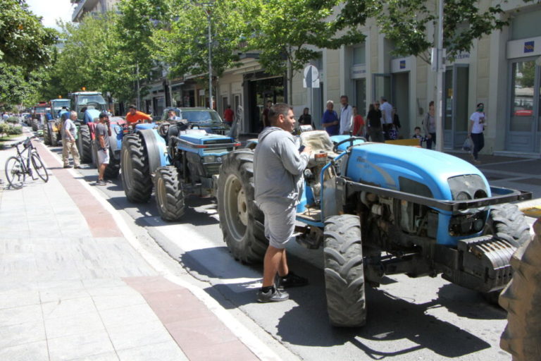 Κινητοποίηση Αγροτικών Συλλόγων Γαργαλιάνων, Μεσσήνης και Χανδρινού στην Καλαμάτα