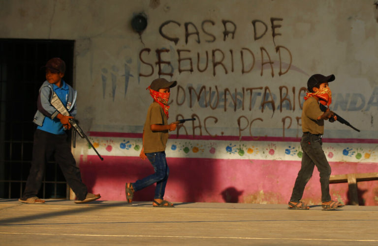 Μεξικό: Τα καρτέλ ναρκωτικών στρατολογούν ανήλικους για “βαποράκια” μέσα από πλατφόρμες βιντεοπαιχνιδιών